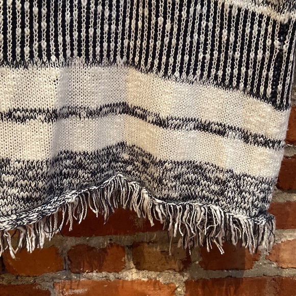 Forever 21 Knit Cardigan - Picture 6 of 7